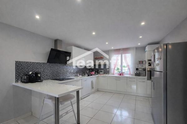 Maison à vendre, 6 pièces - Thiers 63300