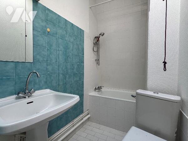 PARIS 18ᵉ, 13 Rue Montcalm (métros Lamarck – Caulaincourt ou Jules Joffrin)