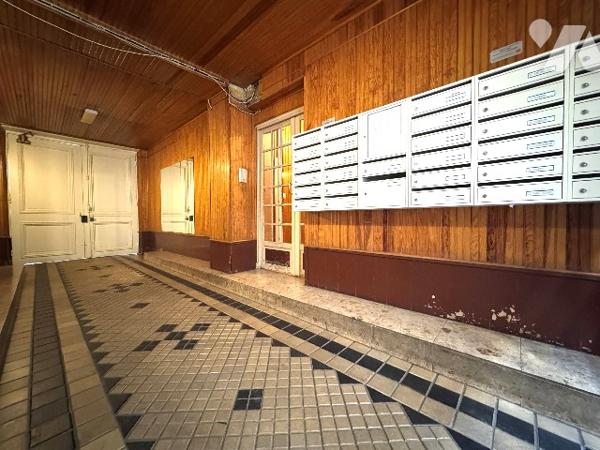 PARIS 18ᵉ, 13 Rue Montcalm (métros Lamarck – Caulaincourt ou Jules Joffrin)