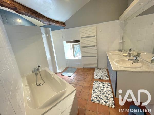Maison à vendre 5 pièces 218,09 m² Neuvic