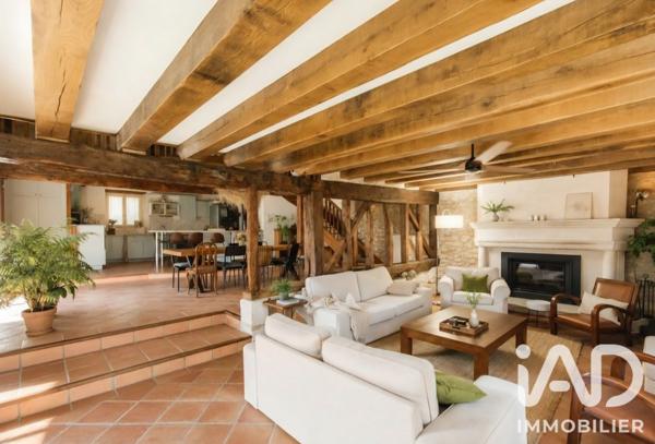 Maison à vendre 5 pièces 218,09 m² Neuvic