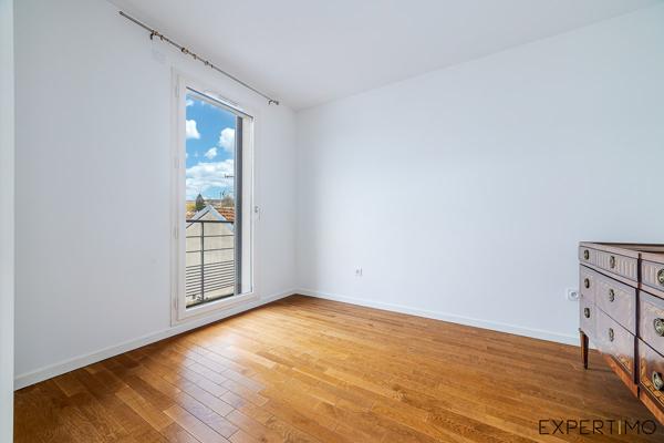 Viroflay (78220) Appartement 113 m2 - Grande terrasse - 2 Parkings