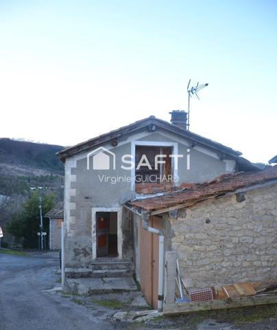 Maison de village mitoyenne ARCHAIL (04)