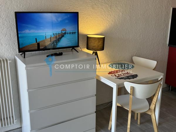 Studio
                                                                                                                                                                                                                                                                                                                        1 pièce(s)                                                                                                                                                                                                                                                                                                                              17  m²