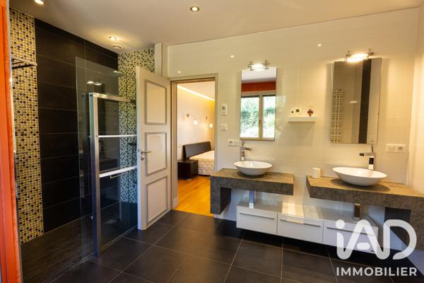 Maison à vendre 12 pièces 360 m² L'Oie