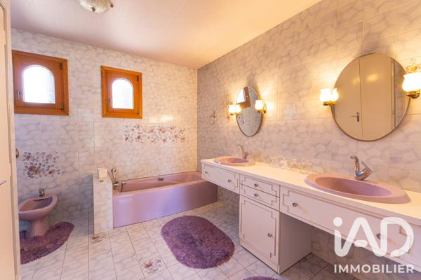 Maison à vendre 12 pièces 360 m² L'Oie