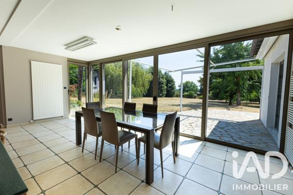 Maison à vendre 12 pièces 360 m² L'Oie