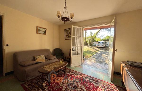 700 M PLAGE DE LA GRANDE CONCHE MAISON AVEC TERRAIN BOISE DE