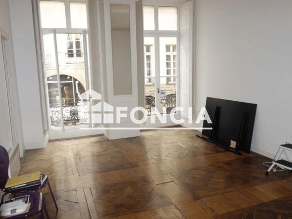 Location Appartement 2 pièces 60 m² - 3 RUE D'ESTREES Rennes 35000