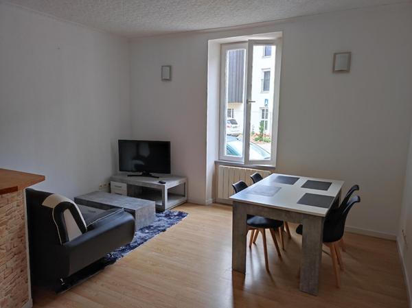 Appartement Oyonnax 2 pièce(s) 43 m²