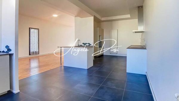 Maison à vendre 8 pièces de 200 m²