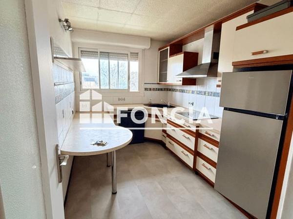 Location Appartement 4 pièces 74.29 m² - 9 - 21 ALLEE COLBERT Limoges 87000