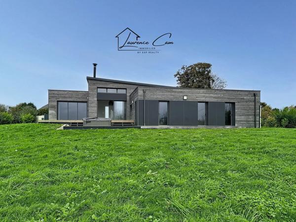 LANNILIS – Maison bois contemporaine – 127 m² – Terrain 2 128 m² – Jacuzzi – Garage