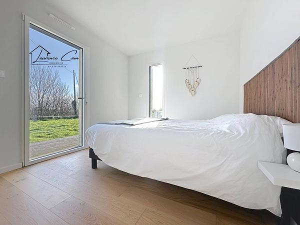 LANNILIS – Maison bois contemporaine – 127 m² – Terrain 2 128 m² – Jacuzzi – Garage