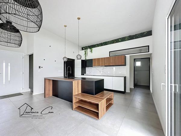 LANNILIS – Maison bois contemporaine – 127 m² – Terrain 2 128 m² – Jacuzzi – Garage