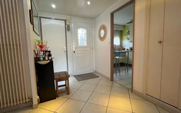 Maison à vendre    5 pièces • 98,77 m2 Courcouronnes