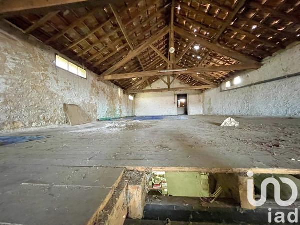 Immeuble à vendre 471 m² Montmorillon