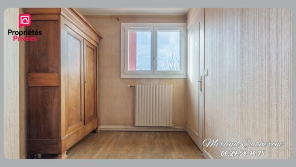 A Sainte-Savine  Maison familiale avec garage et terrain