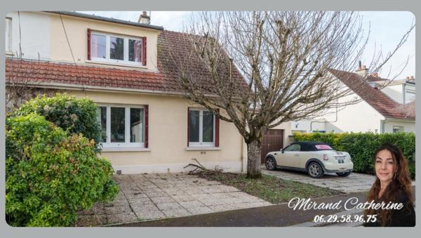 A Sainte-Savine  Maison familiale avec garage et terrain