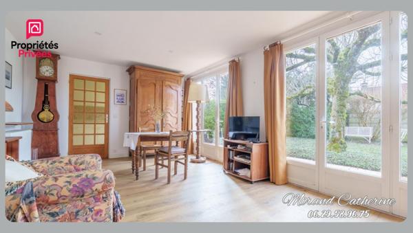 A Sainte-Savine  Maison familiale avec garage et terrain