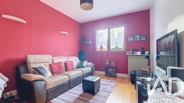 Maison à vendre 5 pièces 83 m² Saint-Rémy-lès-Chevreuse