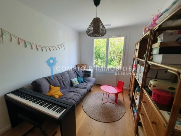 Maison
                                                                                                                                                                                                                                                                                                                        4 pièce(s)                                                                                                                                                                                                          3 chambre(s)                                                                                                                                                                                                          85  m²