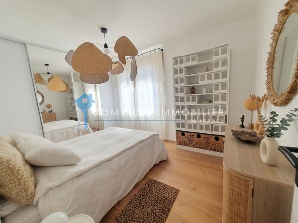 Maison
                                                                                                                                                                                                                                                                                                                        4 pièce(s)                                                                                                                                                                                                          3 chambre(s)                                                                                                                                                                                                          85  m²