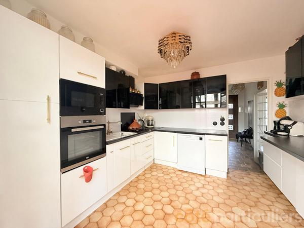 Vente Maison141 m² - 8 Pièces - CHATEAU RENAULT (37110)