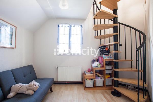 Maison 5 pièces - 150 m²