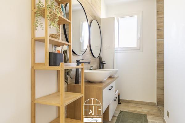 Maison
         7 pièces
        - 222 m² Bien prestige 514 900 € *