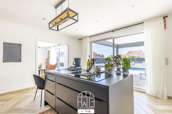 Maison
         7 pièces
        - 222 m² Bien prestige 514 900 € *
