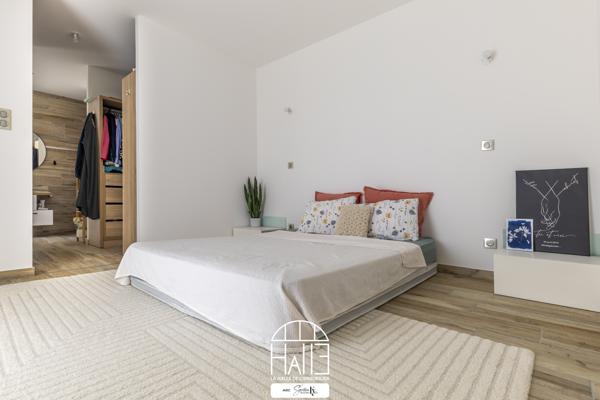 Maison
         7 pièces
        - 222 m² Bien prestige 514 900 € *