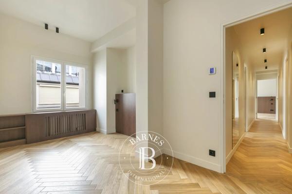 Paris 9ème, Appartement 4 Chambres -  165 m² à vendre