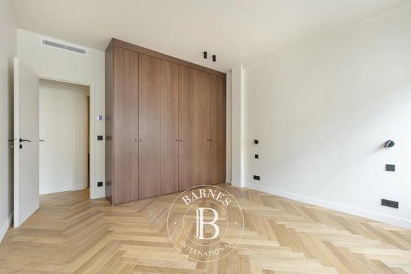 Paris 9ème, Appartement 4 Chambres -  165 m² à vendre