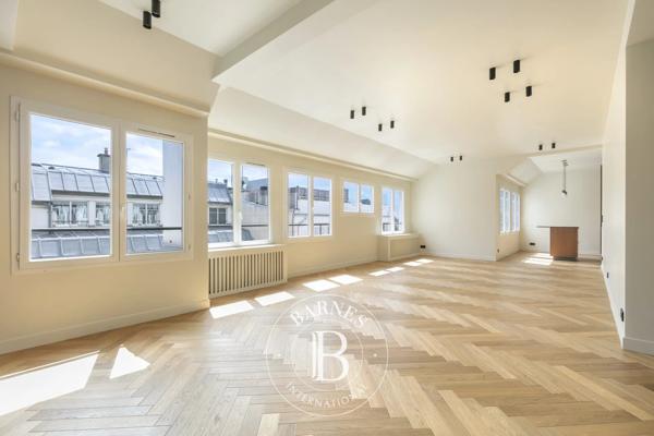 Paris 9ème, Appartement 4 Chambres -  165 m² à vendre