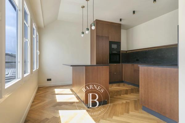 Paris 9ème, Appartement 4 Chambres -  165 m² à vendre