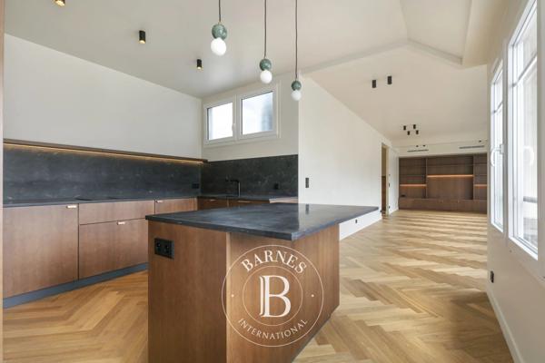 Paris 9ème, Appartement 4 Chambres -  165 m² à vendre