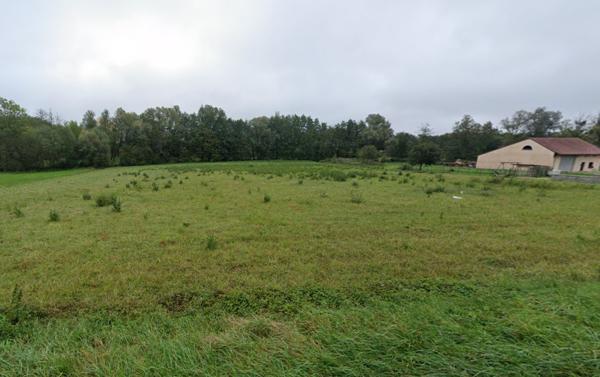 Achat terrain près de Bletterans - 2580 m² - 32 500 €