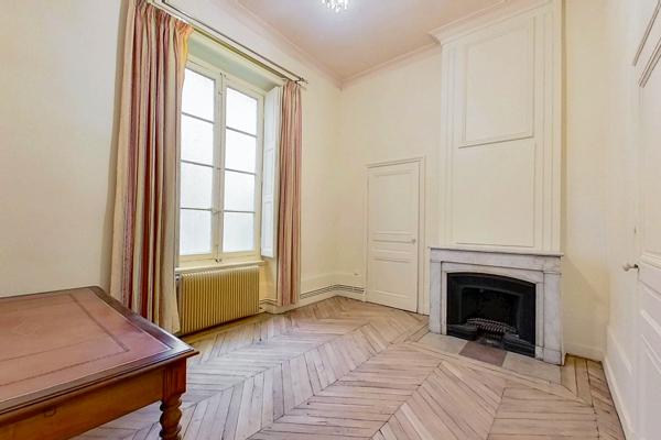 Appartement 4 pièces - 118 m²