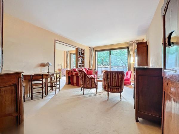 Appartement 2 pièces - Eglise d'Auteuil - Paris 16