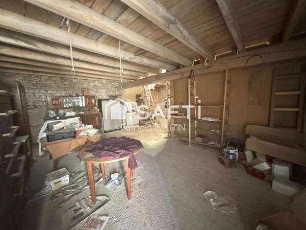 Hangar avec jardin à Augé !