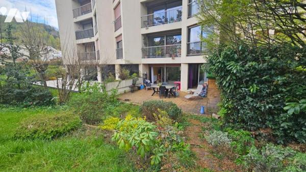 Appartement T3 avec spacieux jardin, garage et cave 