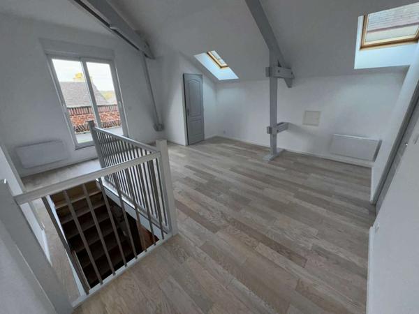 NOUVEAU PRIX POUR CE SUPERBE TRIPLEX