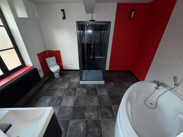 NOUVEAU PRIX POUR CE SUPERBE TRIPLEX