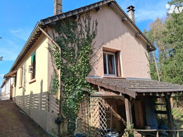MAISON DE PLAIN PIED - 2 CHAMBRES - S/SOL et Garage - terrain 1327 m²