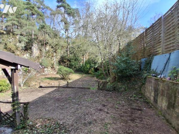 MAISON DE PLAIN PIED - 2 CHAMBRES - S/SOL et Garage - terrain 1327 m²