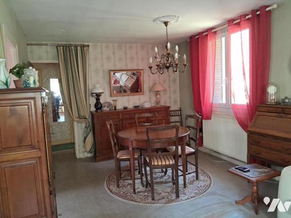 MAISON DE PLAIN PIED - 2 CHAMBRES - S/SOL et Garage - terrain 1327 m²