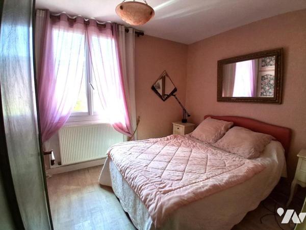 MAISON DE PLAIN PIED - 2 CHAMBRES - S/SOL et Garage - terrain 1327 m²