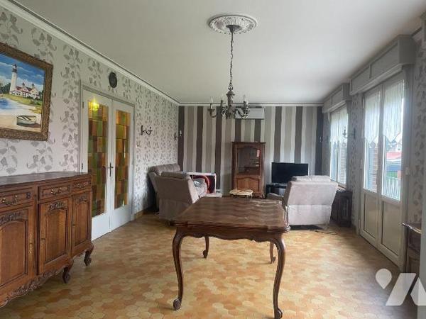 A VENDRE A BAILLEUL  DANS LE NORD (59) - MAISON INDIVIDUELLE DE TYPE BEL-ETAGE AVEC SOUS-SOL de...