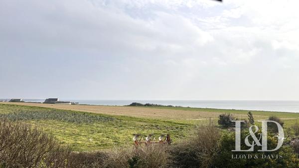 Authentique ferme du Cap Sizun, à seulement 150 m de la plage ! !